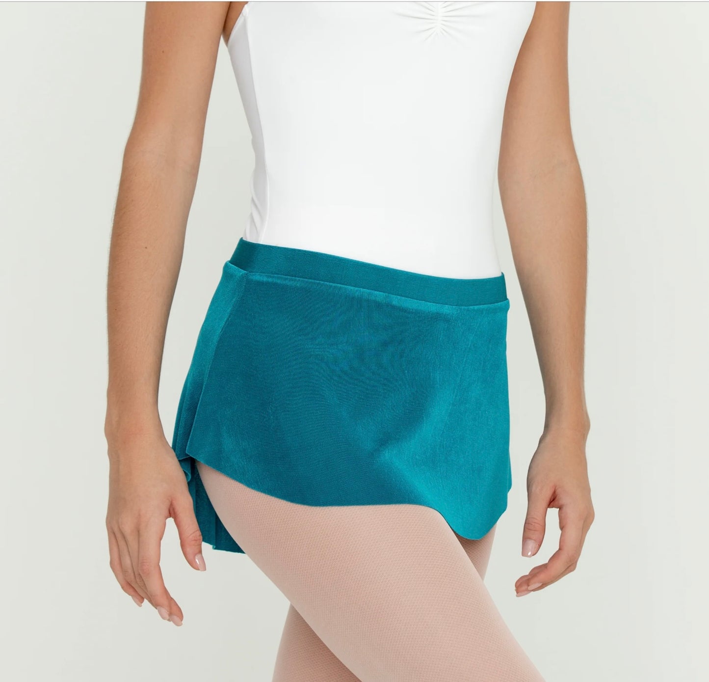 Bullet Pointe Pull On Skirt